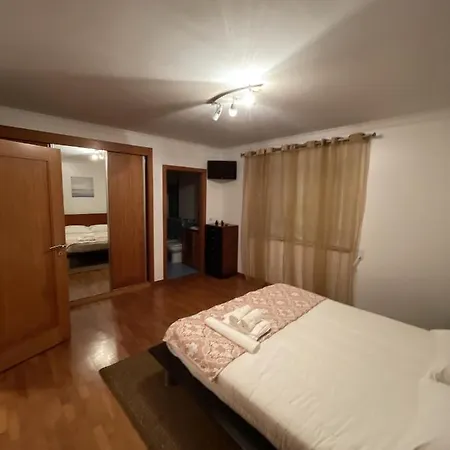 Casa Da Estrada Velha Holiday home *